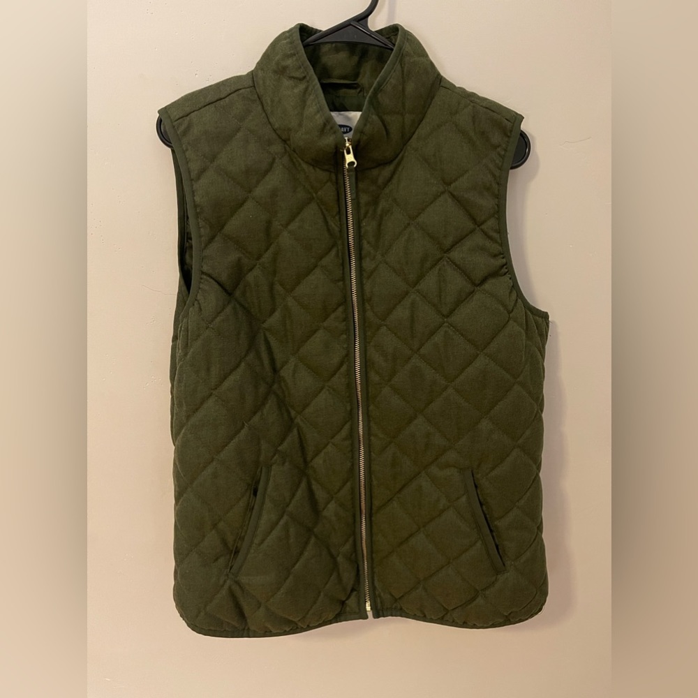 Lightweight Quilted Vest